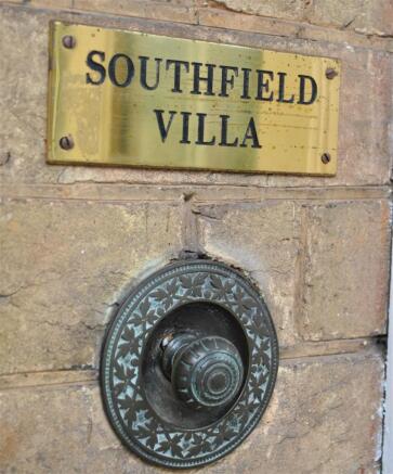 DSC_0836 door bell.jpg