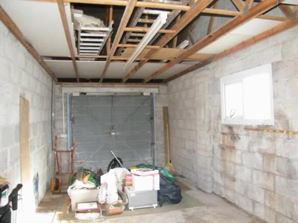 Spacious Garage
