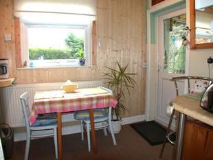 breakfast room