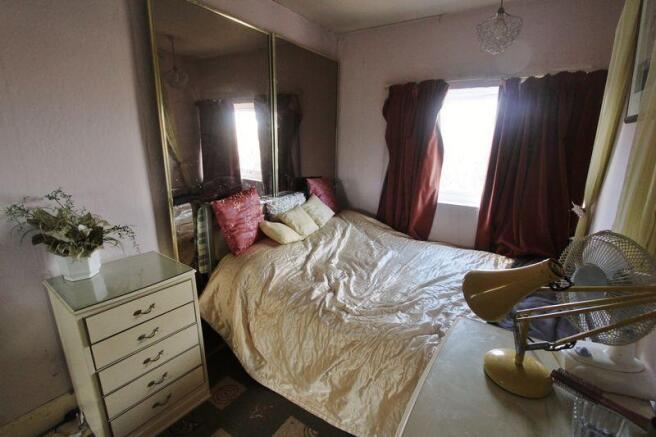 Second bedroom