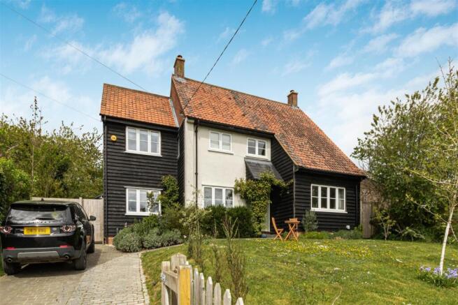 4-bed detached on The Police House, 4, Bury Gardens, Ickleton Road,, £875,000
