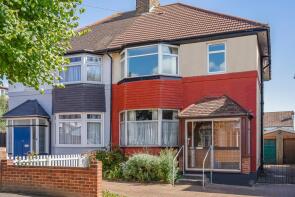 110, Sandringham Road, Southend-on-sea SS1 2UG