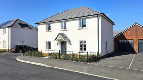 16, Patt Drive, Bideford EX39 4GB