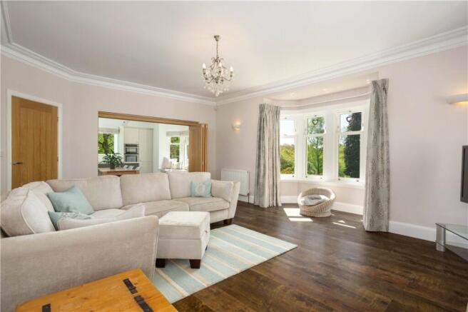 7 bed Detached for sale Image 7