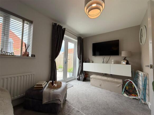 2 bed Semi-Detached for sale Image 4