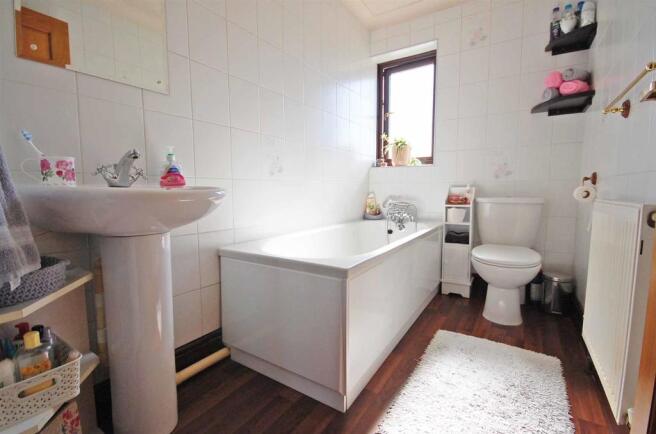 Bathroom.jpg