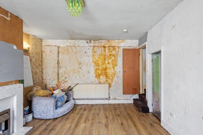 2 bed Terraced for sale Image 7