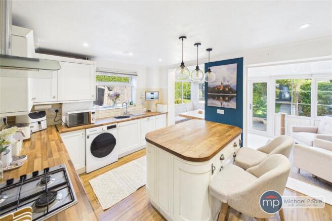 3 bed Semi-Detached for sale Image 5
