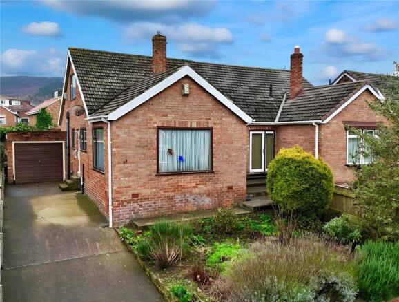 3-bed semi-detached on Thames Avenue, Guisborough, TS14, £180,000