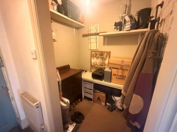 1 Watling Street, Mancetter, Atherstone, Warwickshire, CV9 1NE photo 4