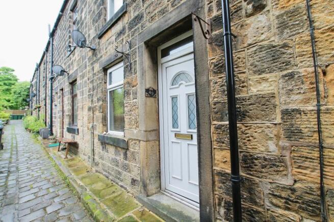 1 bed Terraced to rent Image 7