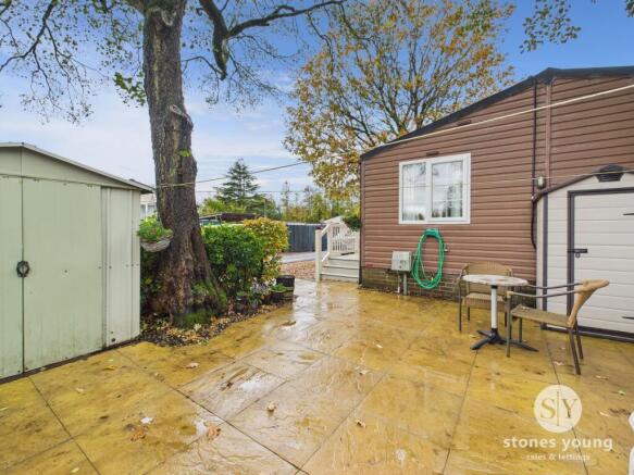 2 bed Park Home for sale Image 5