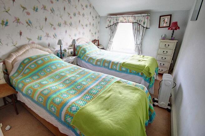 5 bed Terraced for sale Image 12