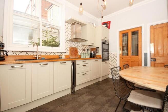 Kitchen/Breakfast