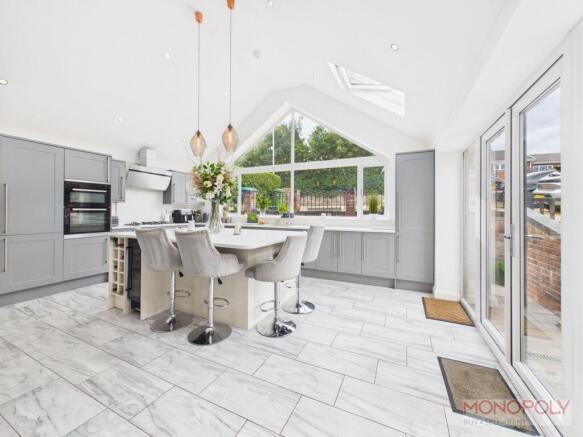Kitchen/Breakfast Room