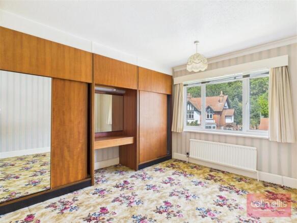 2 bed Flat for sale Image 10