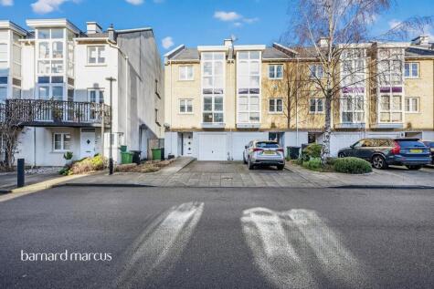 Revere Way, Epsom