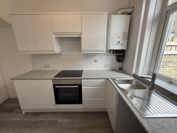 2 bed Terraced for sale Image 4