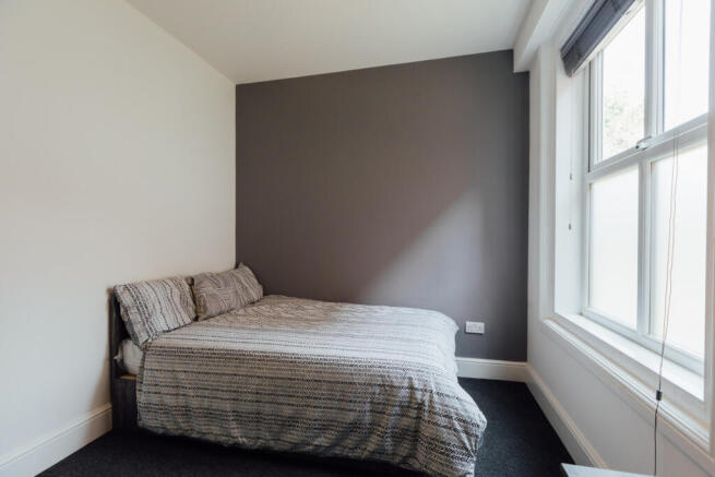 2 bed House to rent Image 10