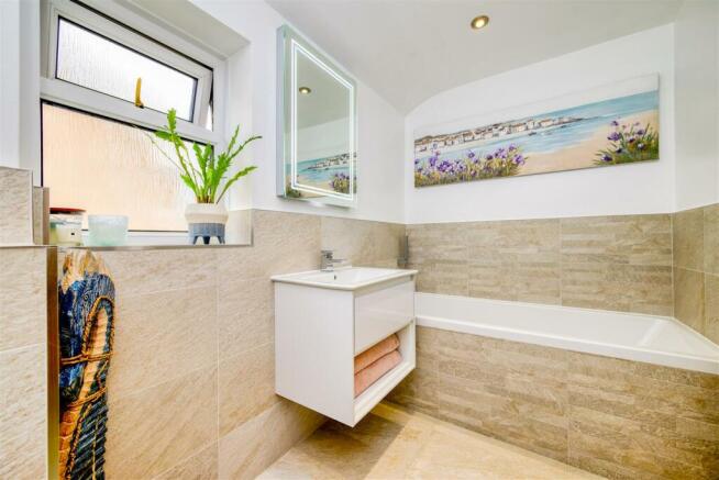 45 Westleigh Drive - Internal (21 of 26).jpg