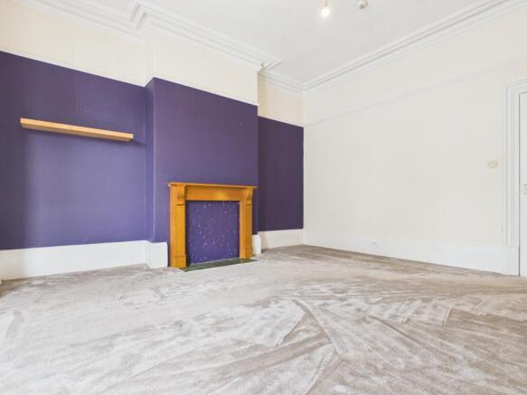 1 bed Flat to rent Image 4