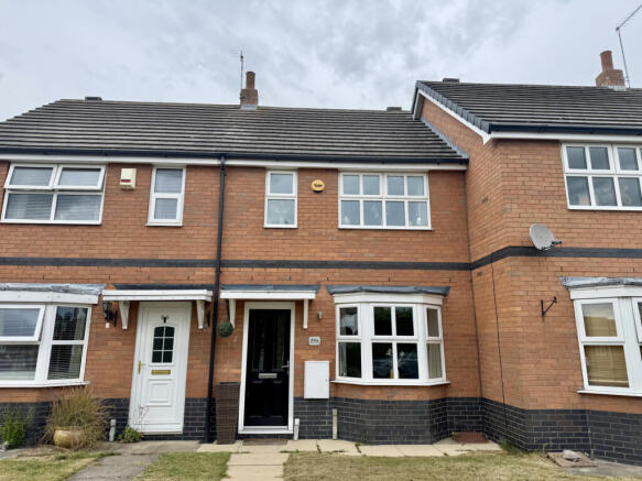 2 Bedroom Mid Town House - For Sale