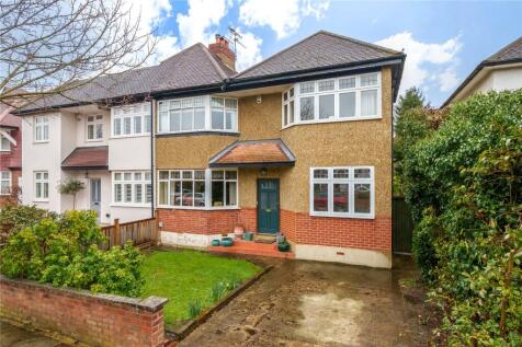 Cardinals Walk, Hampton, TW12