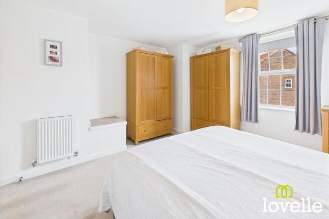 4 bed Detached for sale Image 12