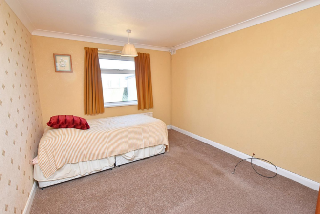 Langdale Avenue, Scartho, Grimsby photo 5