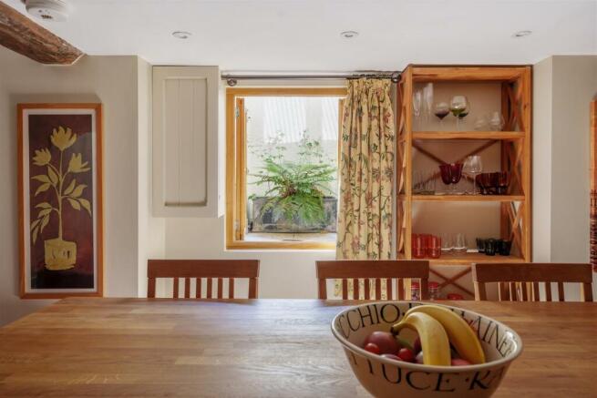 Kitchen / dining room