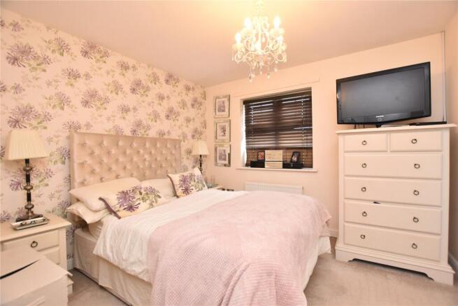 3 bed Semi-Detached for sale Image 5