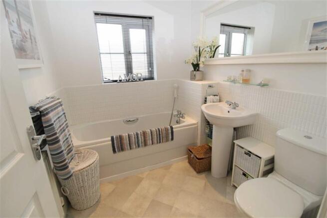Family Bathroom/wc