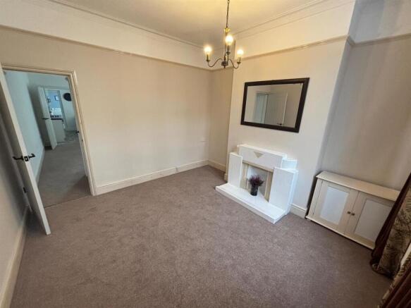 WhatsApp Image 2026-01-06 at 14.52.252.jpeg