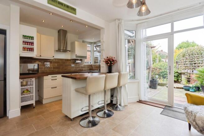 Kitchen Family Room