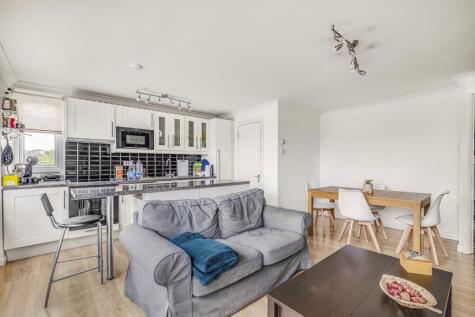 Boileau Road, Barnes