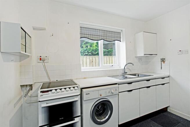 2 Sylvester Close 15