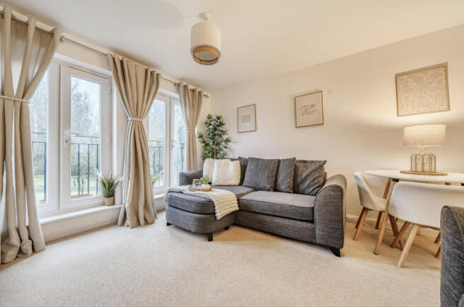 1400953-17-696916...