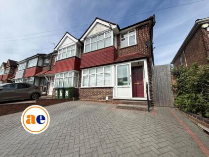 Highmead, London ***3D FLOORPLAN & VIDEO AVAILABLE ***