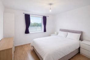 Flat 231, The Blenheim Centre, Prince Regent Road, Hounslow TW3 1NB
