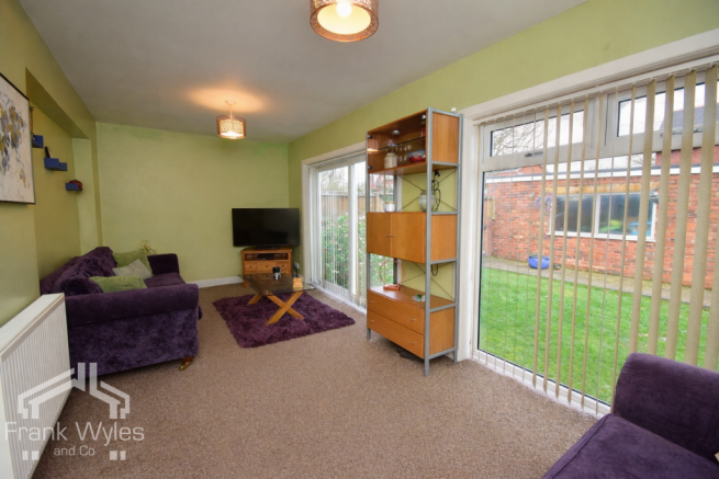 2B30EDD8-D7D1-438D-A7C3-A8D11D196155