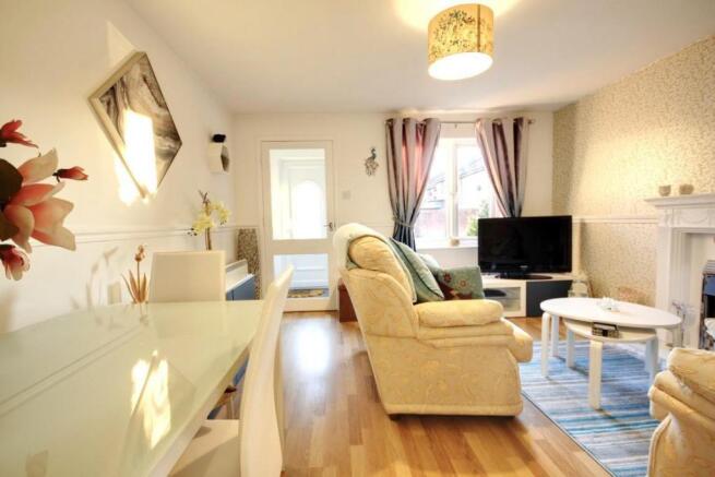 Living room 2