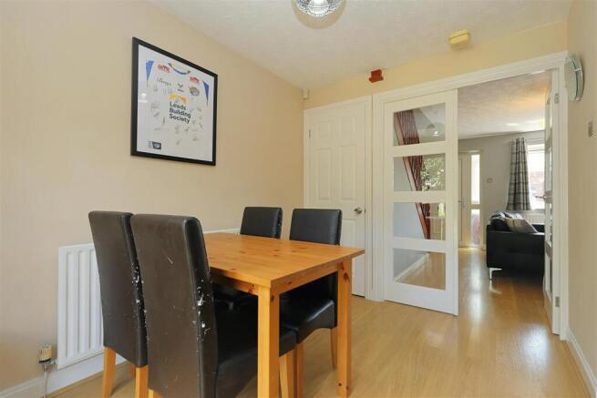 3 bed Town House for sale Image 7