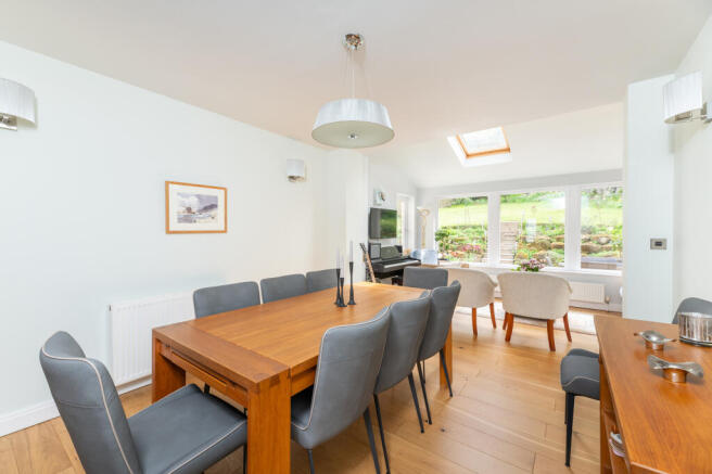 Cottingley Drive, Bingley, West Yorkshire, BD16 photo 4