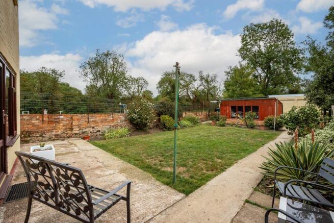 Final-4 (Large) - 3 bedroom detached (house) at