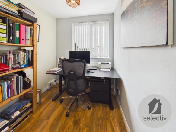 3 bed Semi-Detached for sale Image 11