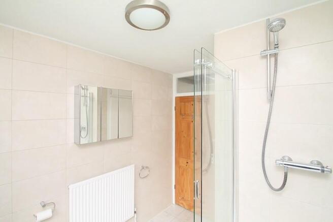 Bathroom showing sho