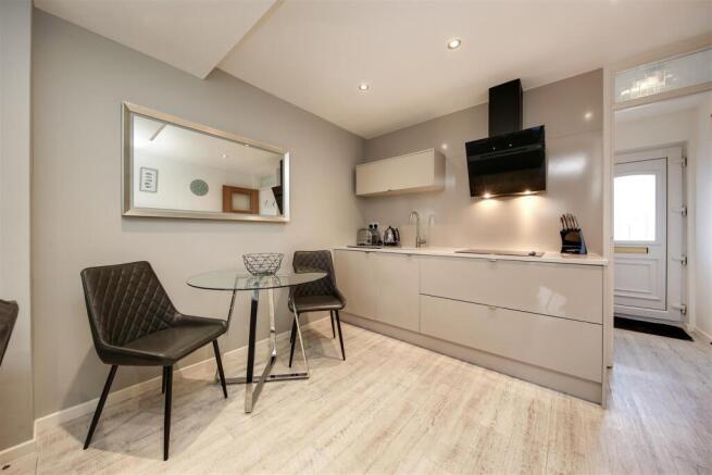 Kitchen Diner2.jpg