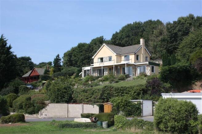 Photo 4