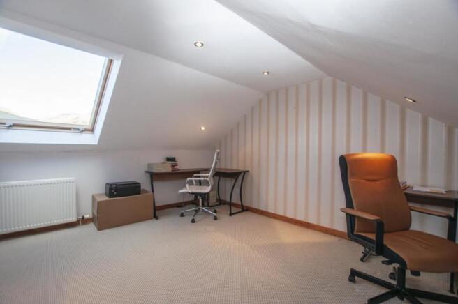 Bedroom 4.jpg