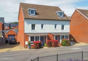 4, Alma Copse, Haywards Heath RH16 4ZH
